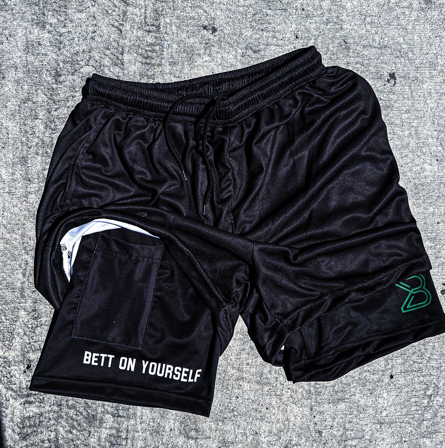 COMPRESSON SHORTS